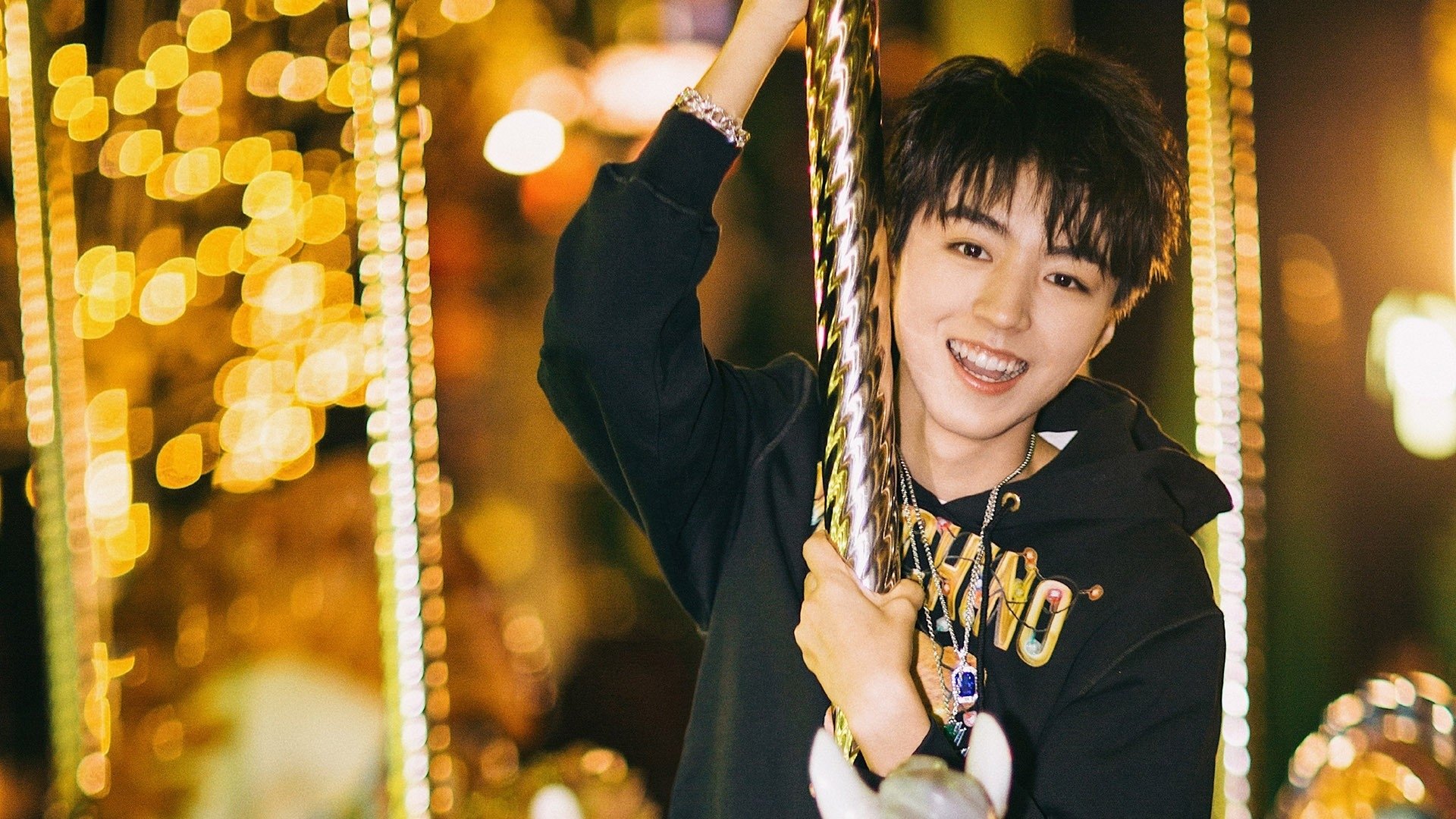 瑞士男足在巴黎奥运会比赛中以3-2战胜德国,瑞士男足队员