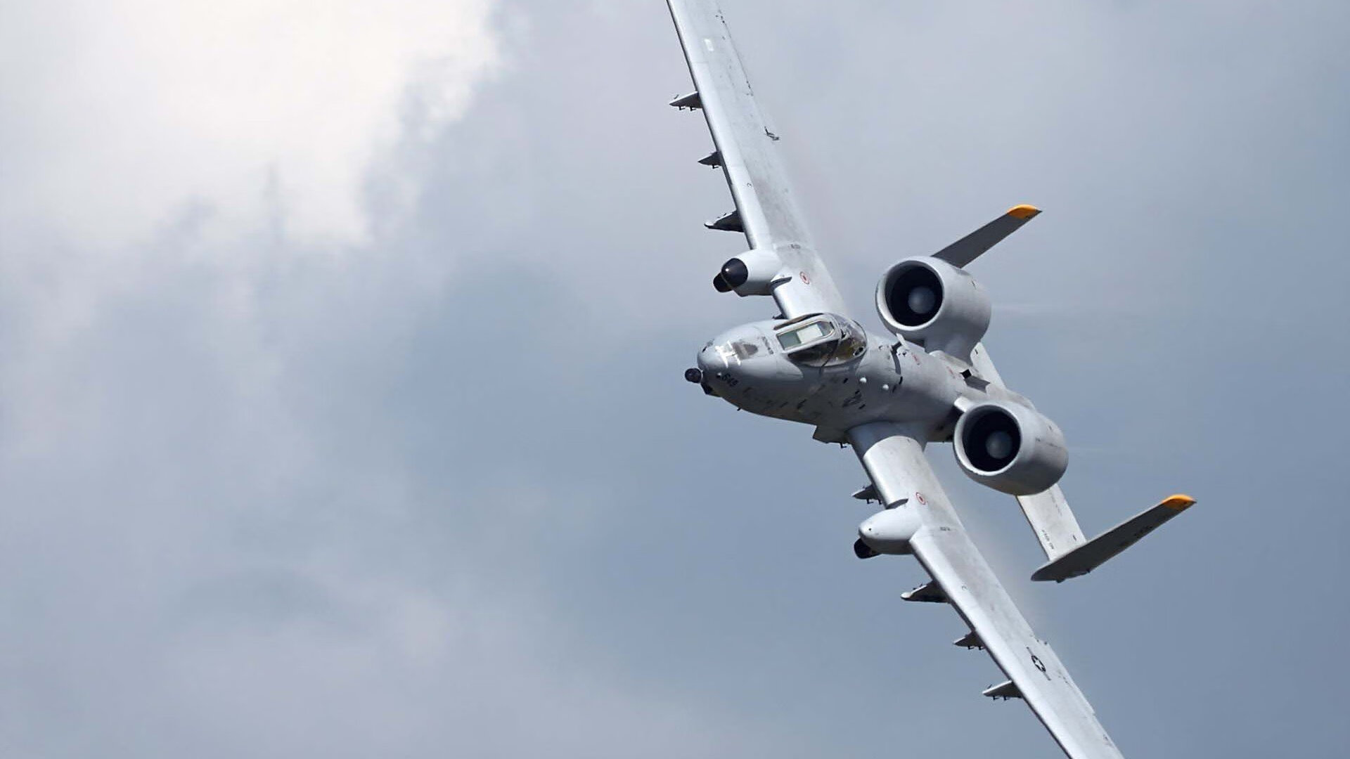 哈登带领快船大胜国王，快船想把哈登交易过来