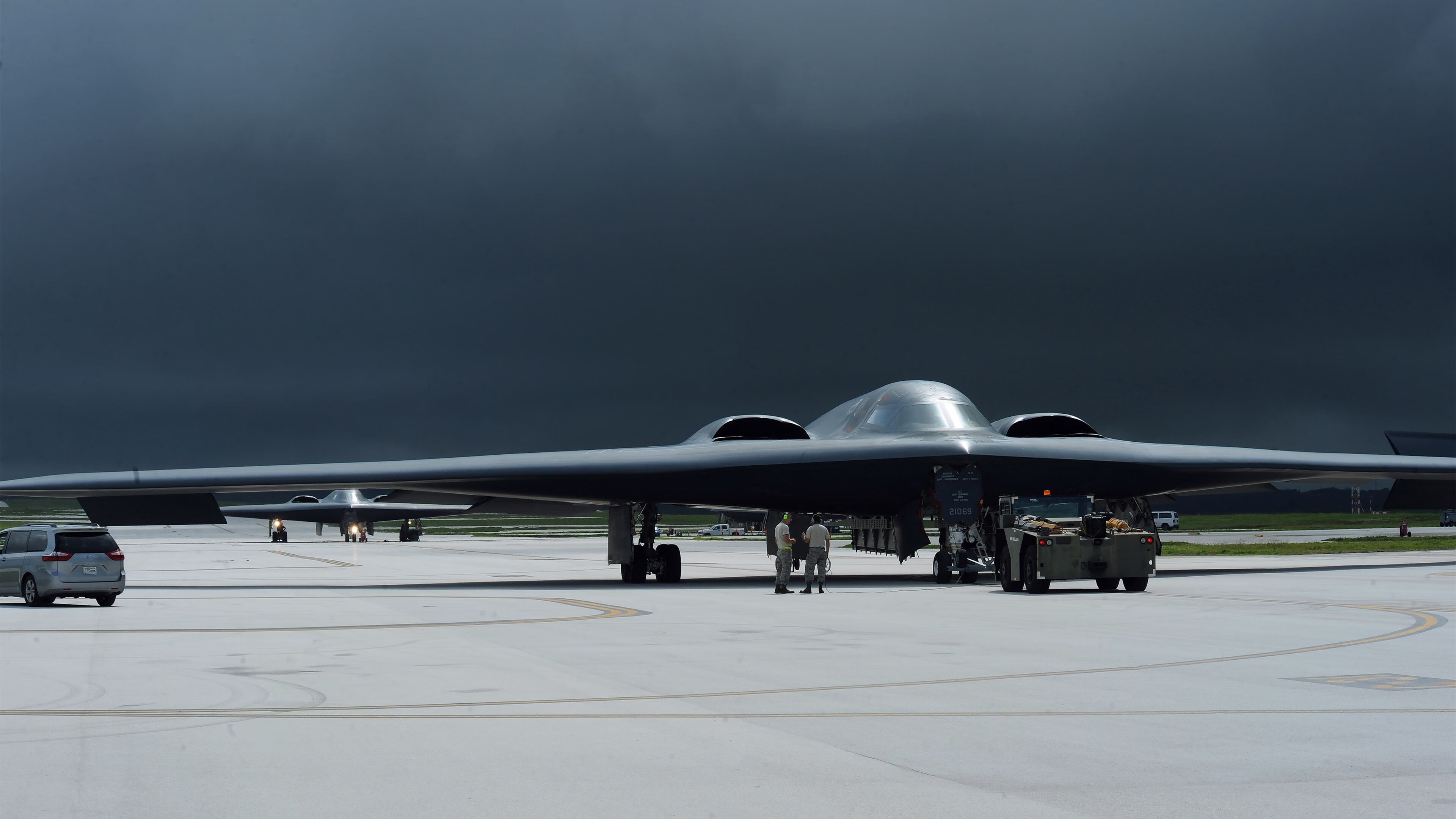 哈登投中致胜一球快船险胜，哈登投中了多少三分球